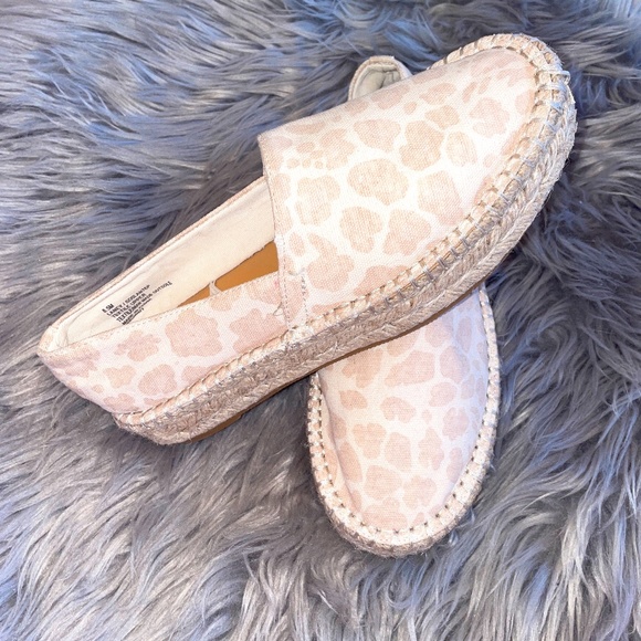 Splendid Shoes - EUC Splendid Laney Animal Print Ivory Cheetah Espadrille Flats Size 8.5